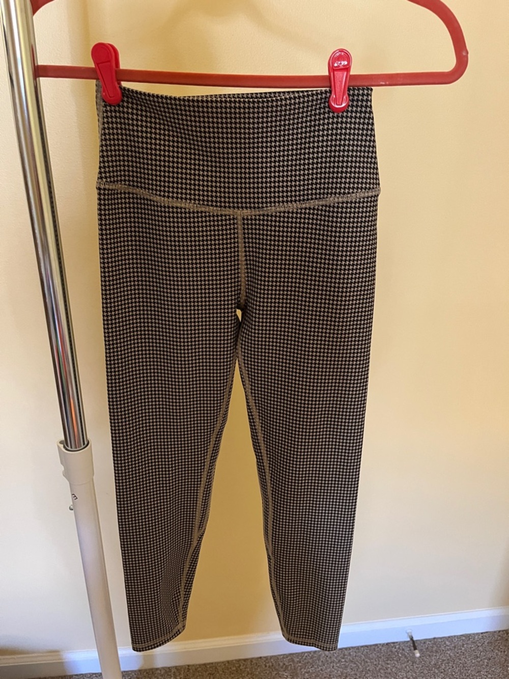YPB Abercrombie Houndstooth Leggings - Black and Tan